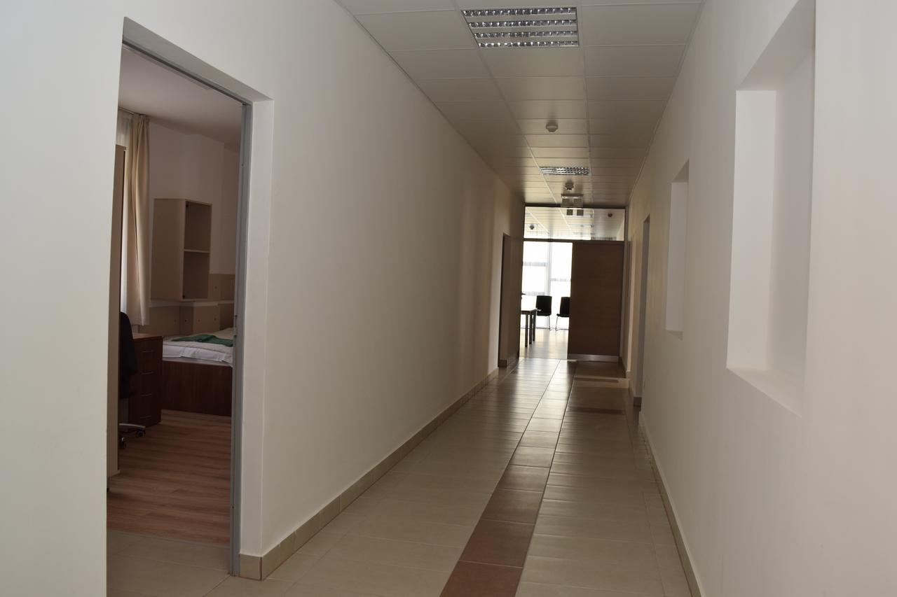 Marothi Kollegium Hostel Debrecen Luaran gambar