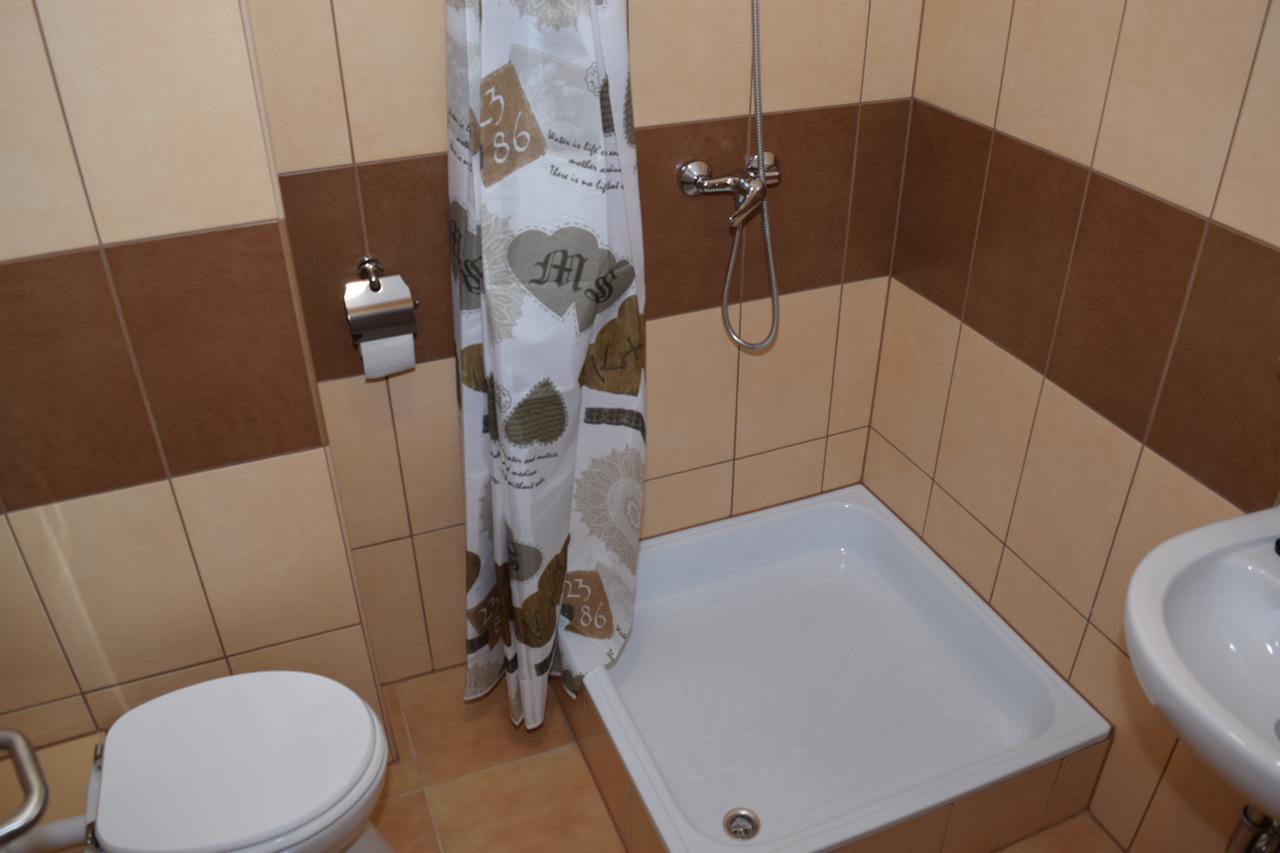 Marothi Kollegium Hostel Debrecen Luaran gambar