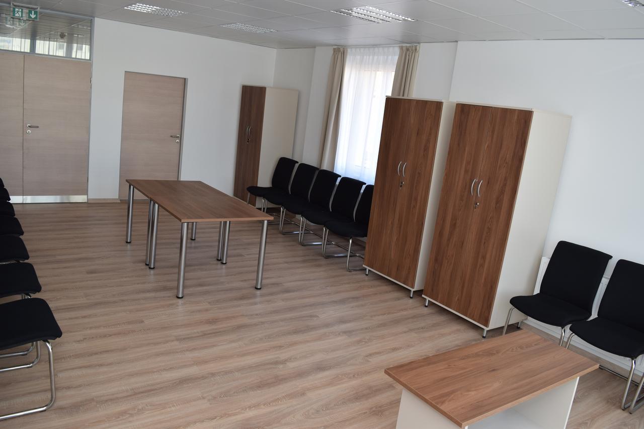 Marothi Kollegium Hostel Debrecen Luaran gambar